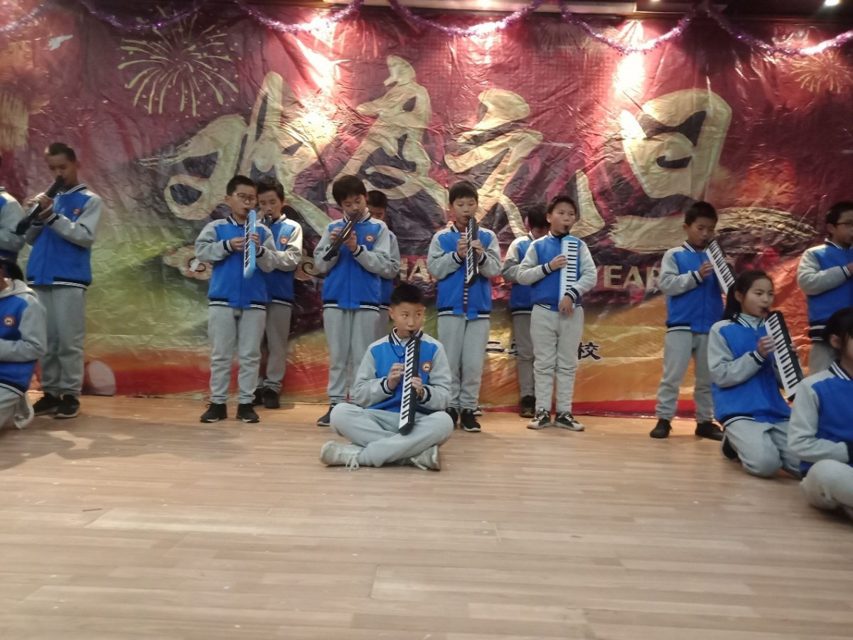 衡陽市蒸湘區(qū)仁愛實驗中學|衡陽全日制|全寄宿|全封閉|半月假制初級中學 衡陽市蒸湘區(qū)仁愛實驗中學|衡陽全日制|全寄宿|全封閉|半月假制初級中學